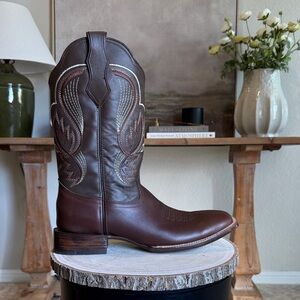 Classic Western Brown Cowboy Boots